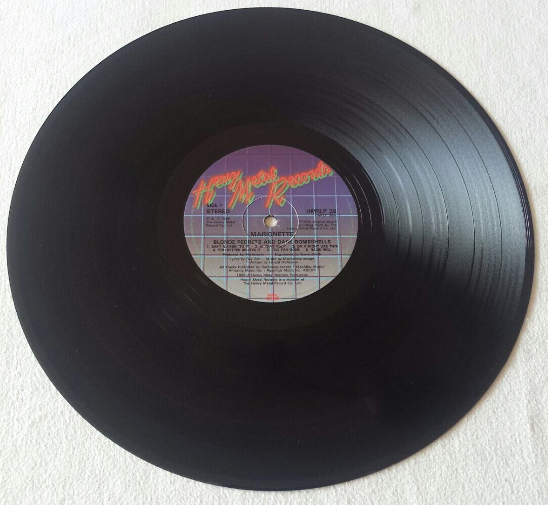 Schallplatten: Marionette - Blonde Secrets - LP - 1985 - First Press – Gebraucht aus Uster von Zardodel 2
