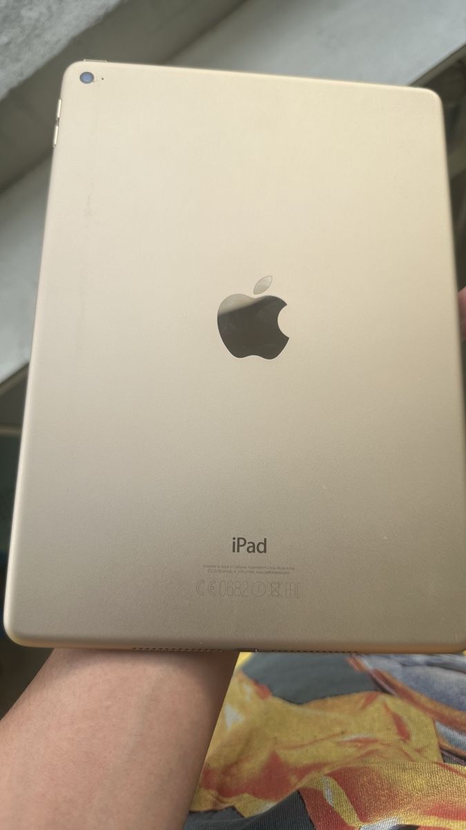 Apple Tablet PC: iPad Air 64GB – Gebraucht aus Thun von James_VI 1