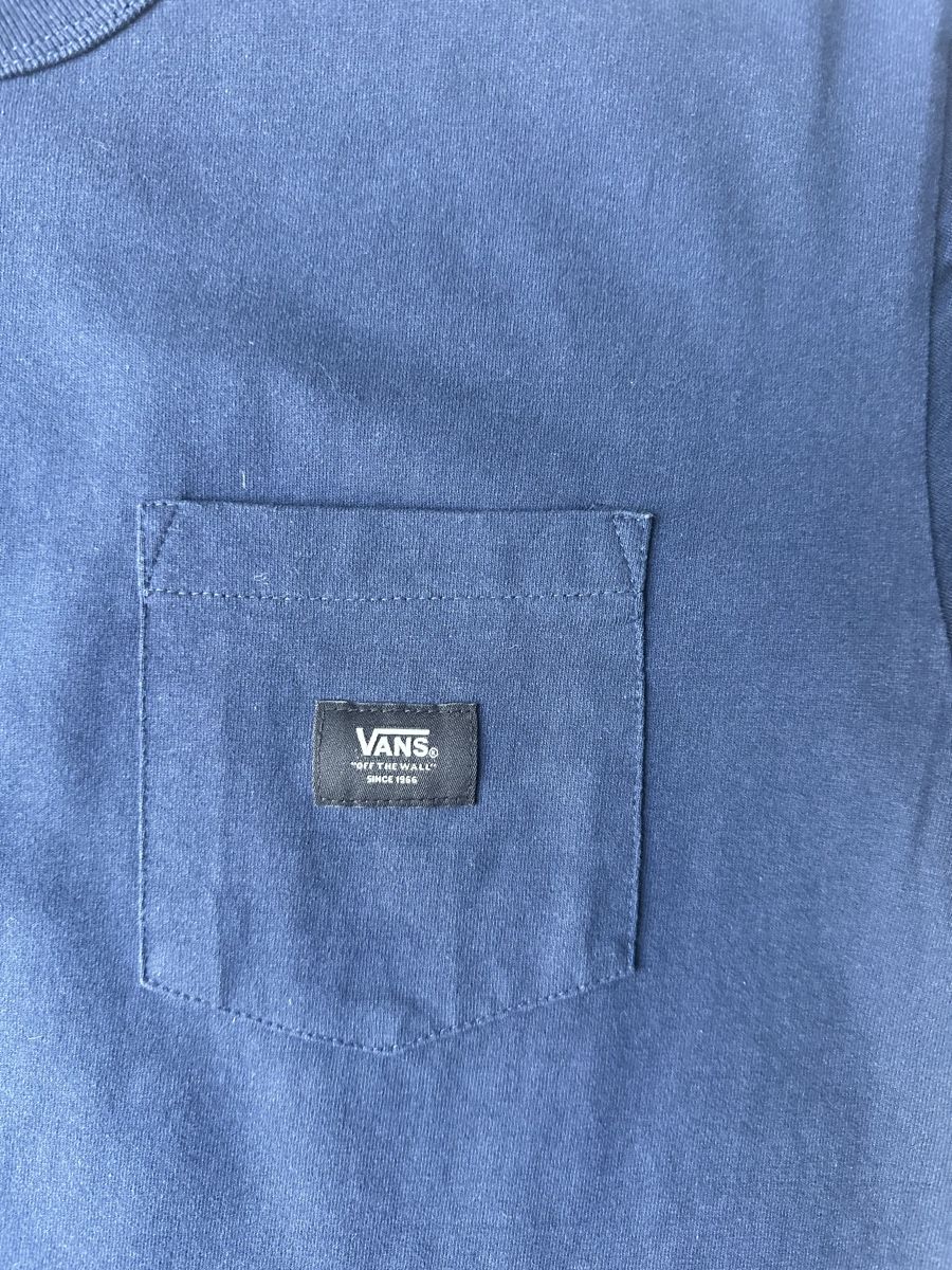 Vans T-shirts: T-shirt Vans poche bleu taille – D'occasion à Biel/Bienne par Fab38 3