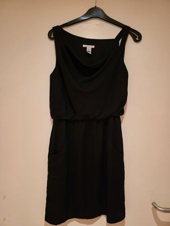 Schönes, leichtes, schwarzes Sommerkleid, Grösse M. Top!