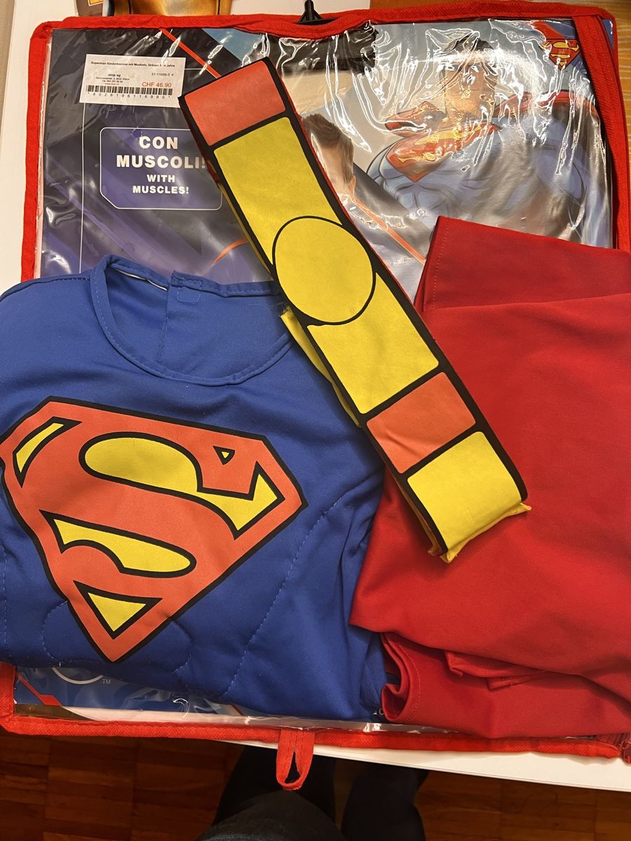 Costumi: Superman Kostüm 3-4 J -> 89cm – Usato da Dietikon venduto da Maddalena-Floro-Vito 2
