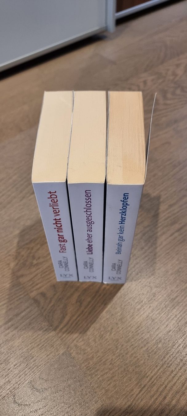 Bücher: Save the Date - Cara Connelly – Gebraucht aus Hinterforst von impatiently 2