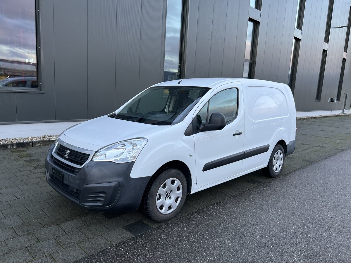Peugeot Veicoli commerciali: Peugeot Partner Electric – Usato da Studen BE venduto da sabit08 3