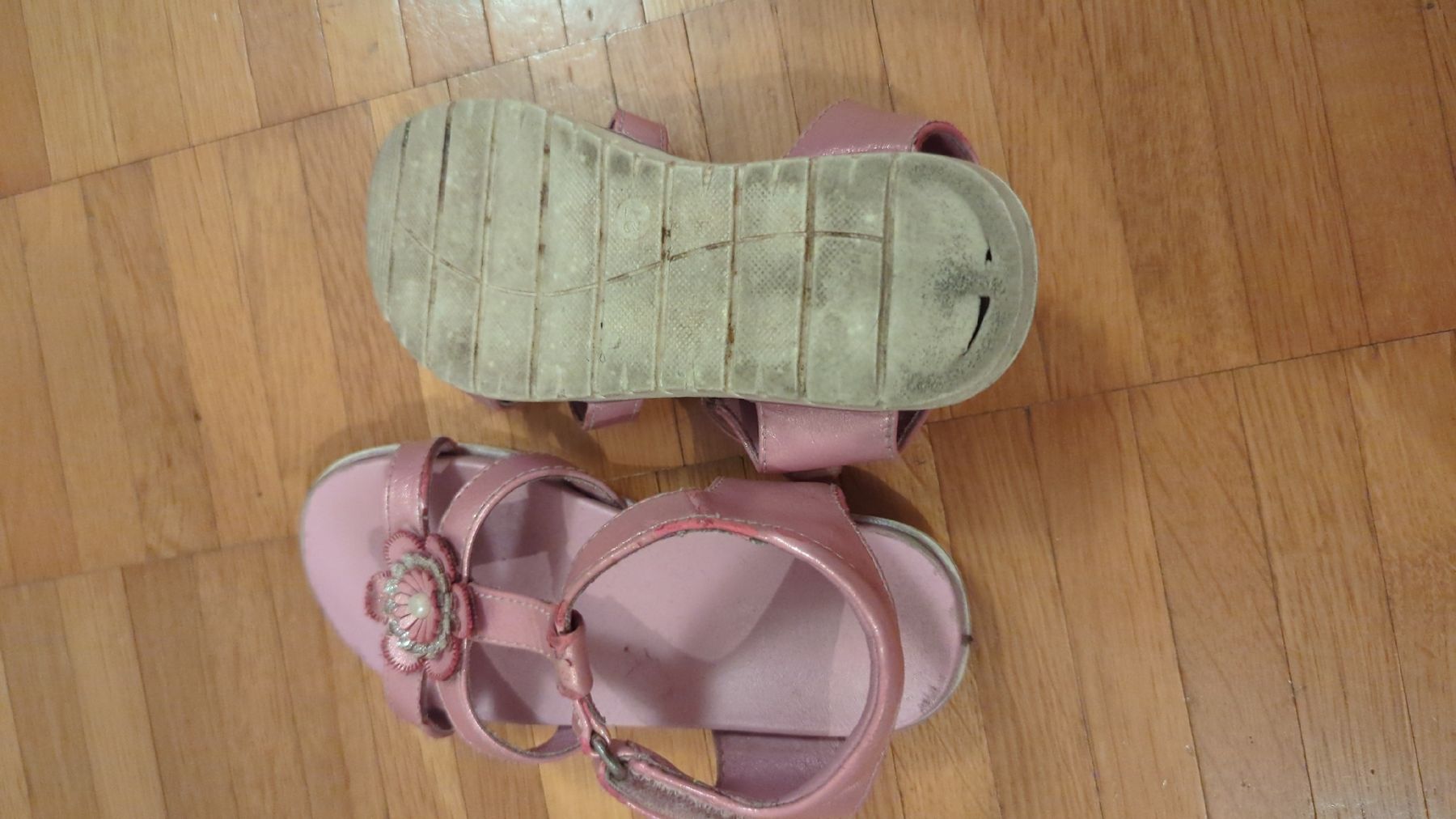 Scarpe per ragazze: Sandalen Grösse 27 – Usato da Zürich venduto da Rulabco 5