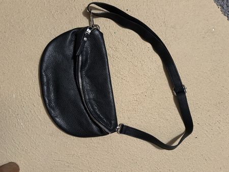 Bauchtasche leder schwarz neuwertig 