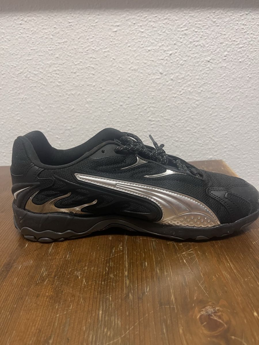 Puma Chaussures femmes: Puma Sneaker 41 – Neuf (Voir description) à Zürich par Allesmussweg-2- 1