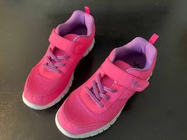 Kinder (Hallen-) Turnschuhe Grösse 36