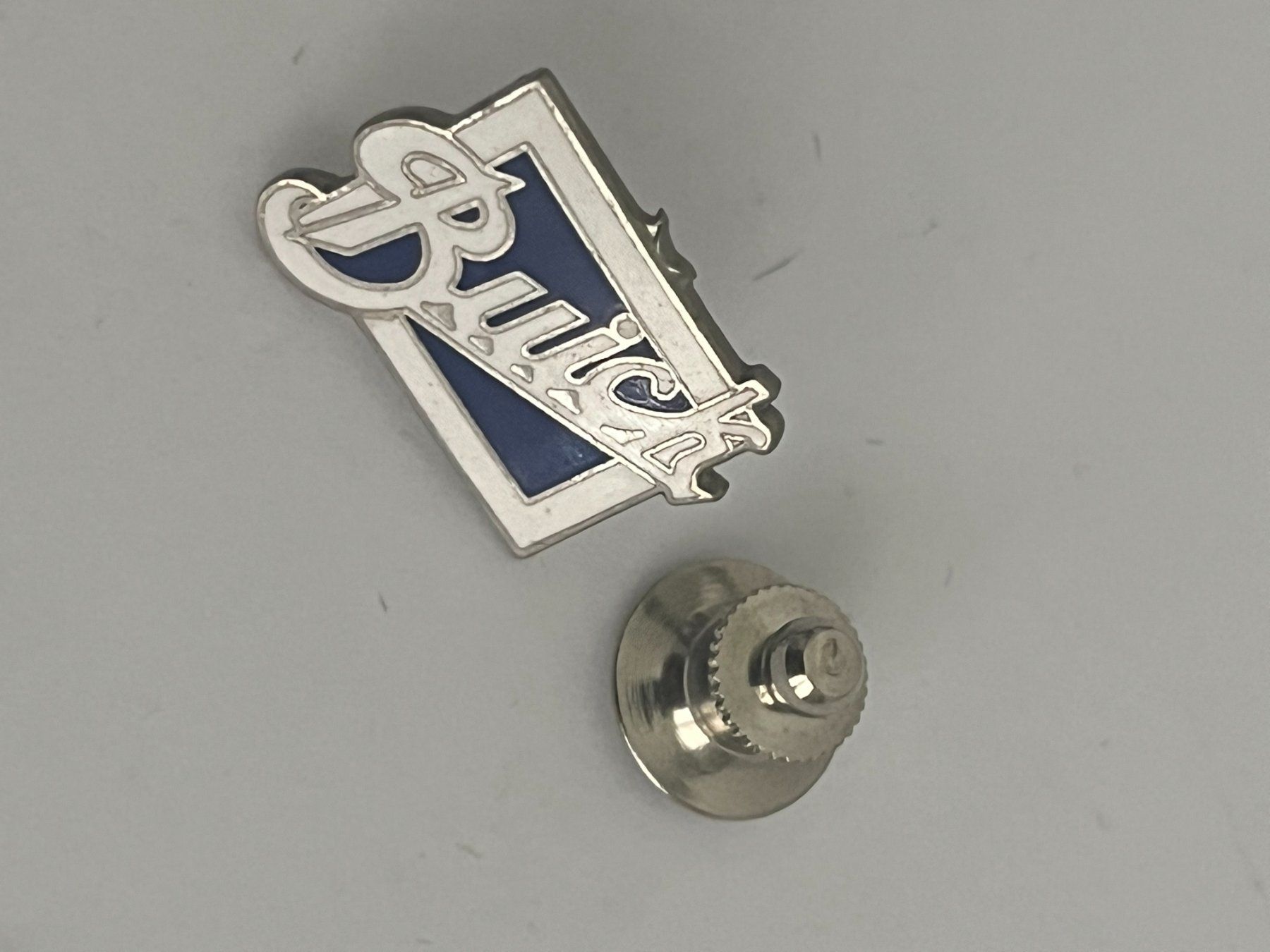 Buick Placchette & Badge: Pin Buick Logo – Usato da Dietikon venduto da sch_w2tw