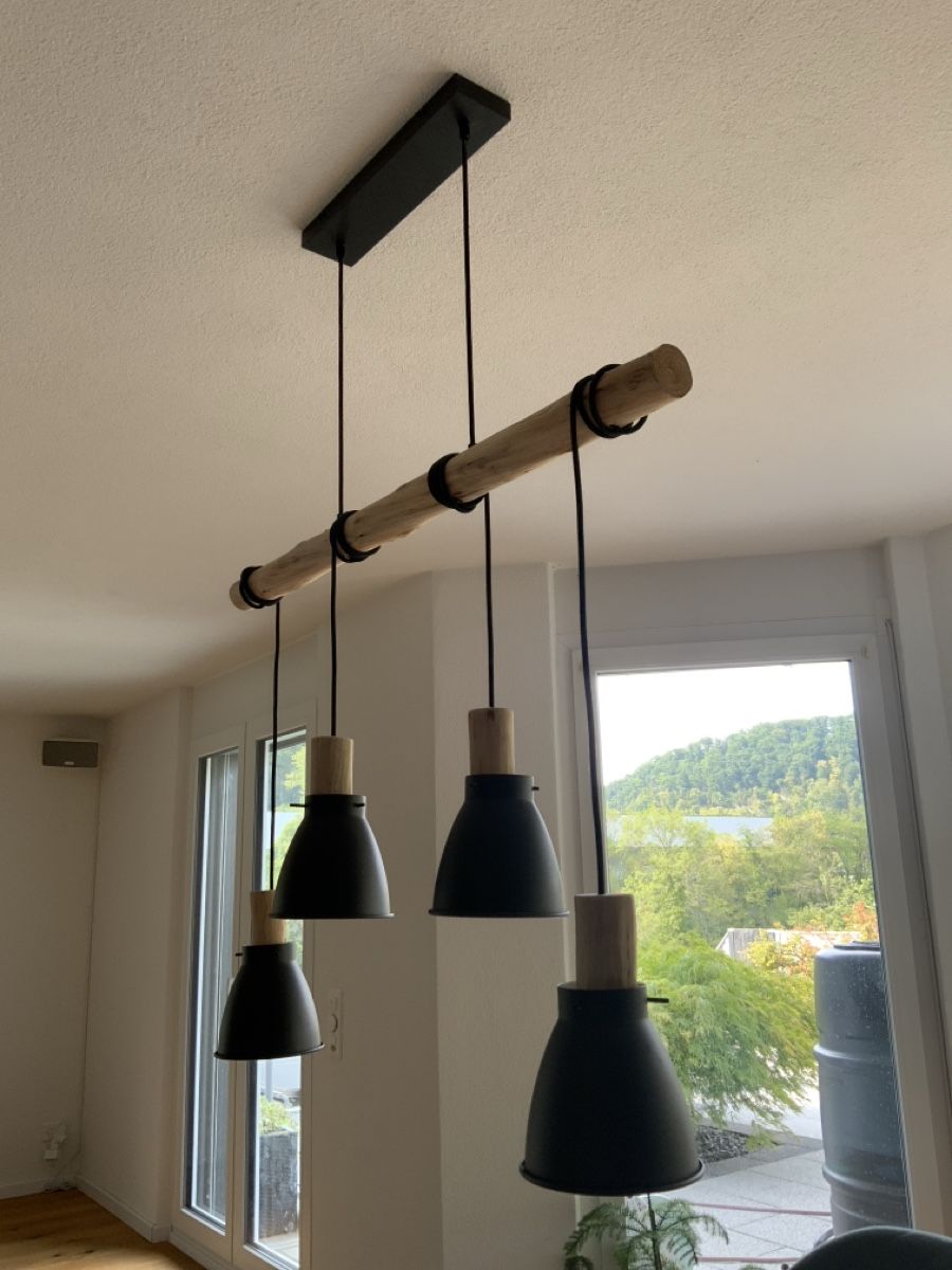 Kronleuchter & Deckenlampen: Pendelleuchte mit 4 Leuchten Holz/ Metall – Gebraucht aus Duggingen von firedog144 1
