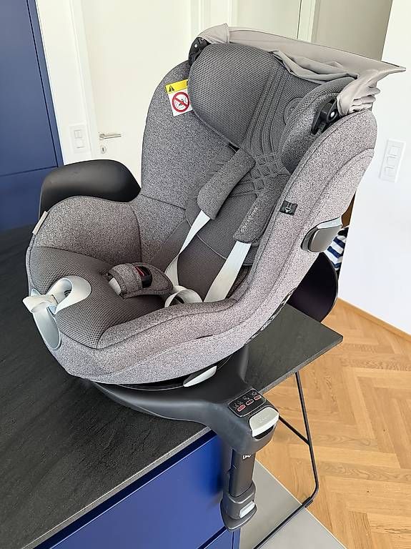 Cybex Seggiolini per auto: Cybex base Z2 avec siège Sirona T Plus – Usato da Perroy venduto da fri_7h65 3