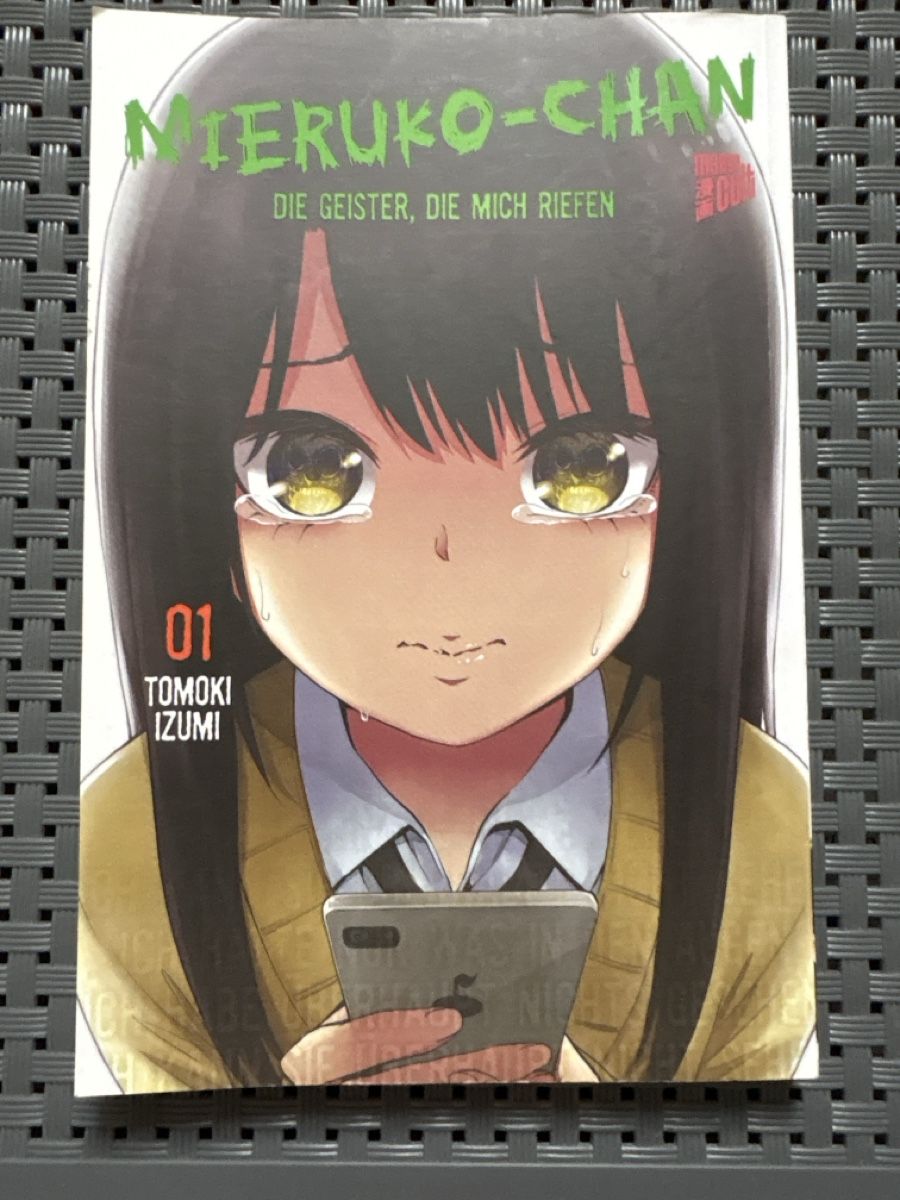Fumetti: Mieruko-Chan 1  – Usato da Zürich venduto da Luisashyale