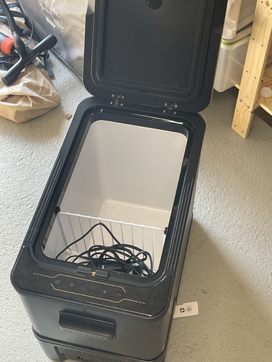 Frigoriferi & Refrigeratori: ELEGOO Kühlbox Auto elektrisch – Usato da Thun venduto da Strangedog 2