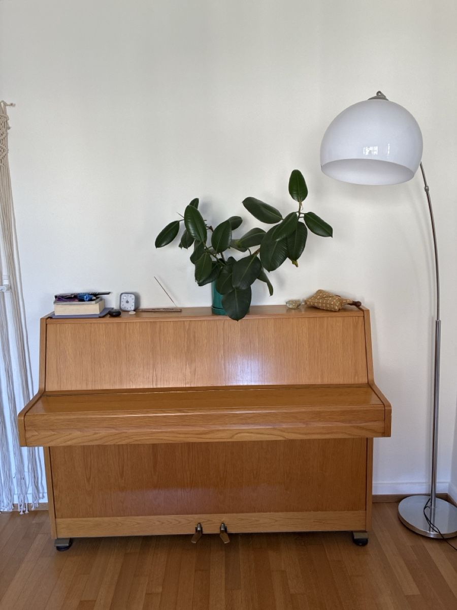 Musikinstrumente: Klavier – Gebraucht aus Zürich von Nadeliiin
