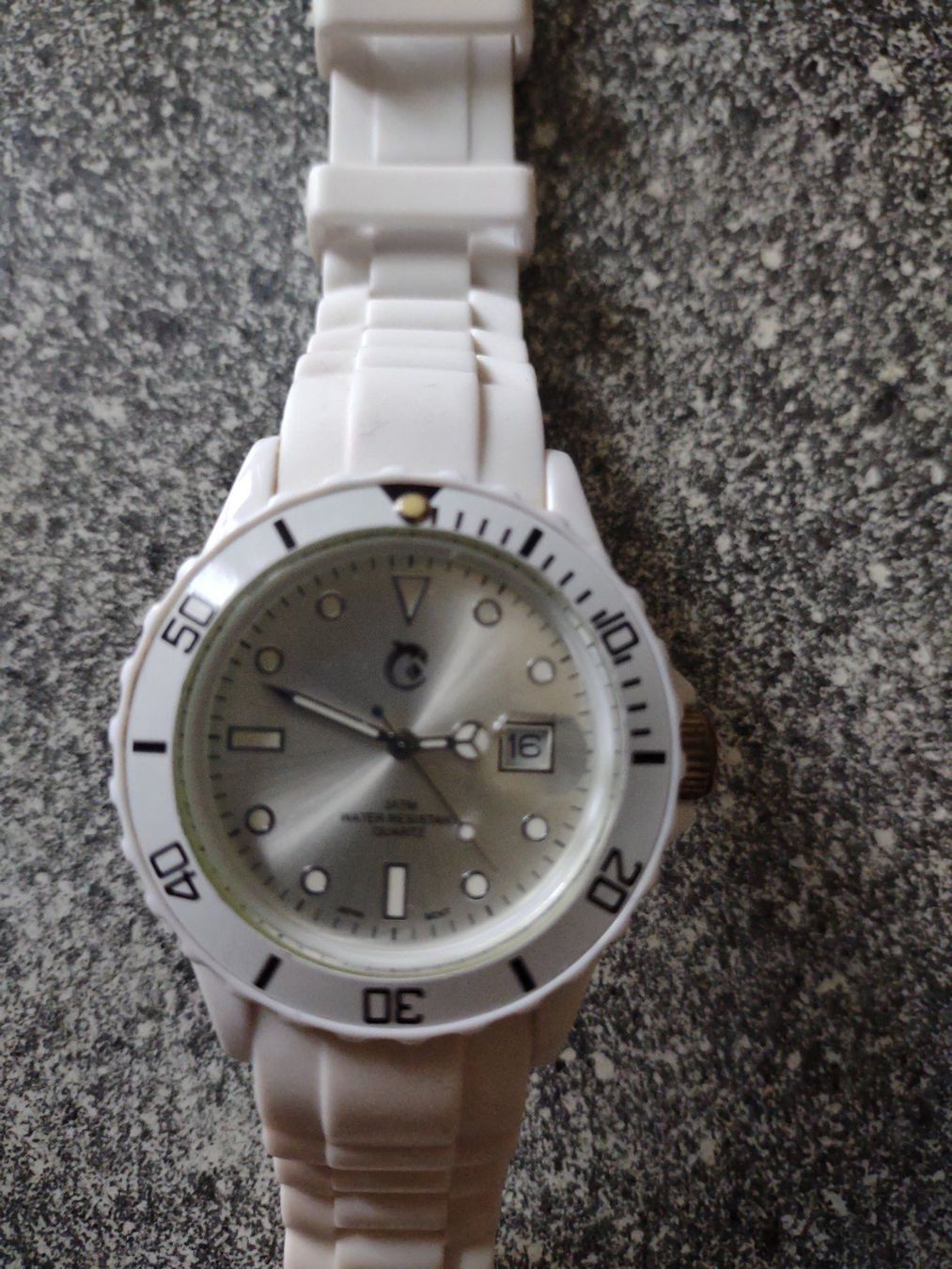 Orologi: Damen Uhr. BPC Fashion – Usato da Montlingen venduto da Nikita-Sidney