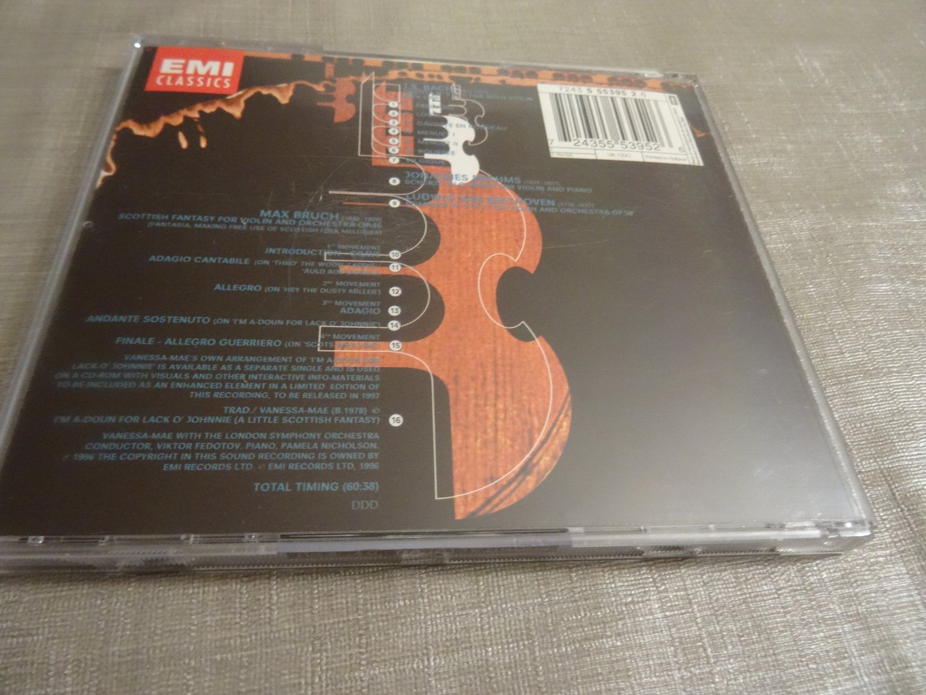 CDs: Vanessa-Mae - The Classical Album 1 CD – Gebraucht aus Olten von Disc-Ausverkauf 1