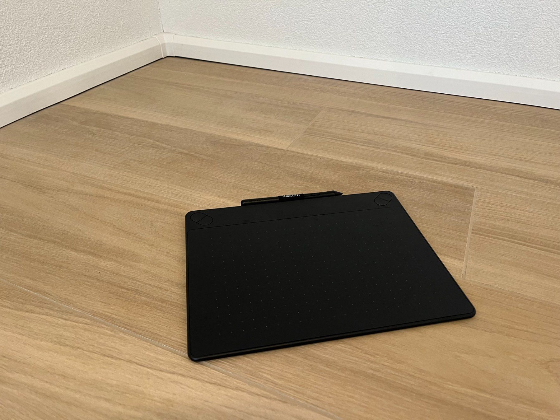 Wacom Tablettes PC: wacom INTUOS Grafiktablet – D'occasion à Frauenfeld par Hv