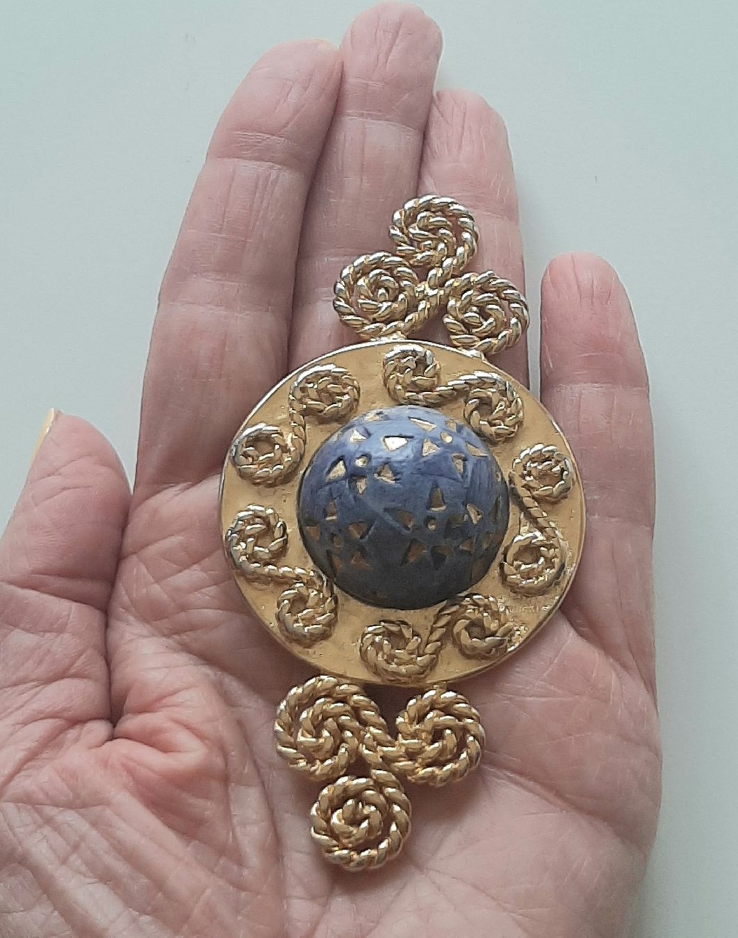 Celine Spille & Fermagli: Rare broche Celine vintage – Usato da Chêne-Bourg venduto da chsandra34 2