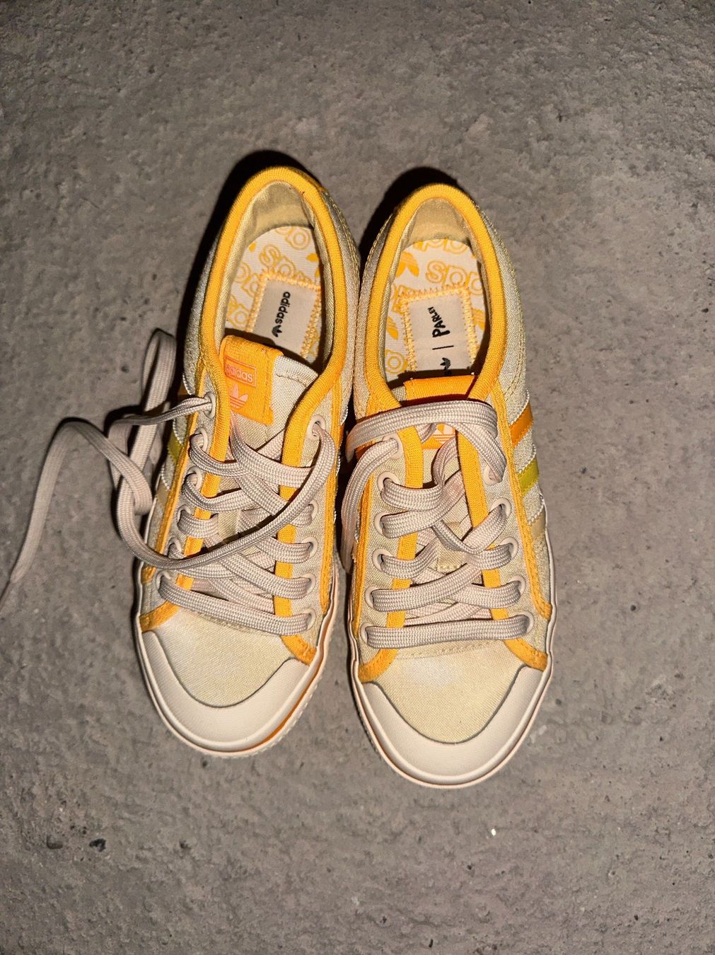 Adidas Scarpe da donna: Adidas Nizza Platform Sneaker, Grösse 37.5, Top! – Usato da Ottenbach venduto da Irinaberther