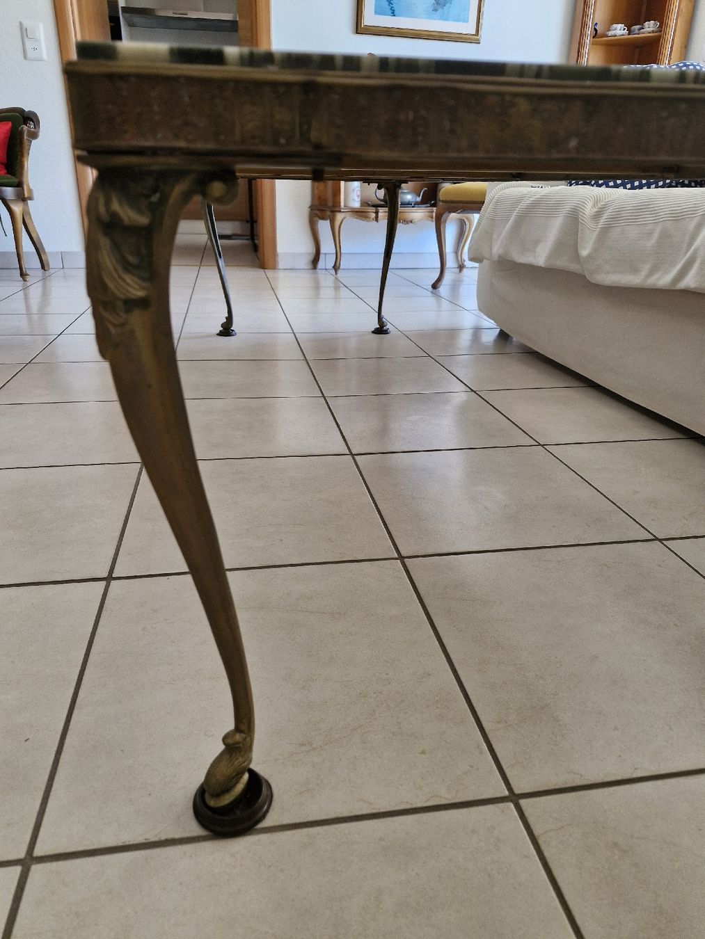Tavoli: Tavolino marmo verde e bronzo con gambe intagliate  – Usato da Giubiasco venduto da bar_r9hz 3