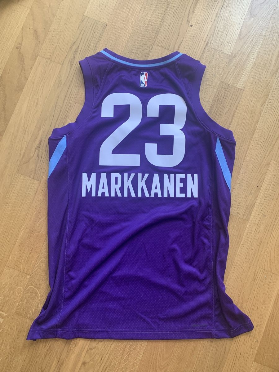 Nba Canottiere & Pantaloni: Basketball Jersey – Nuovo (secondo la descrizione) da Bern venduto da PatB1986 1