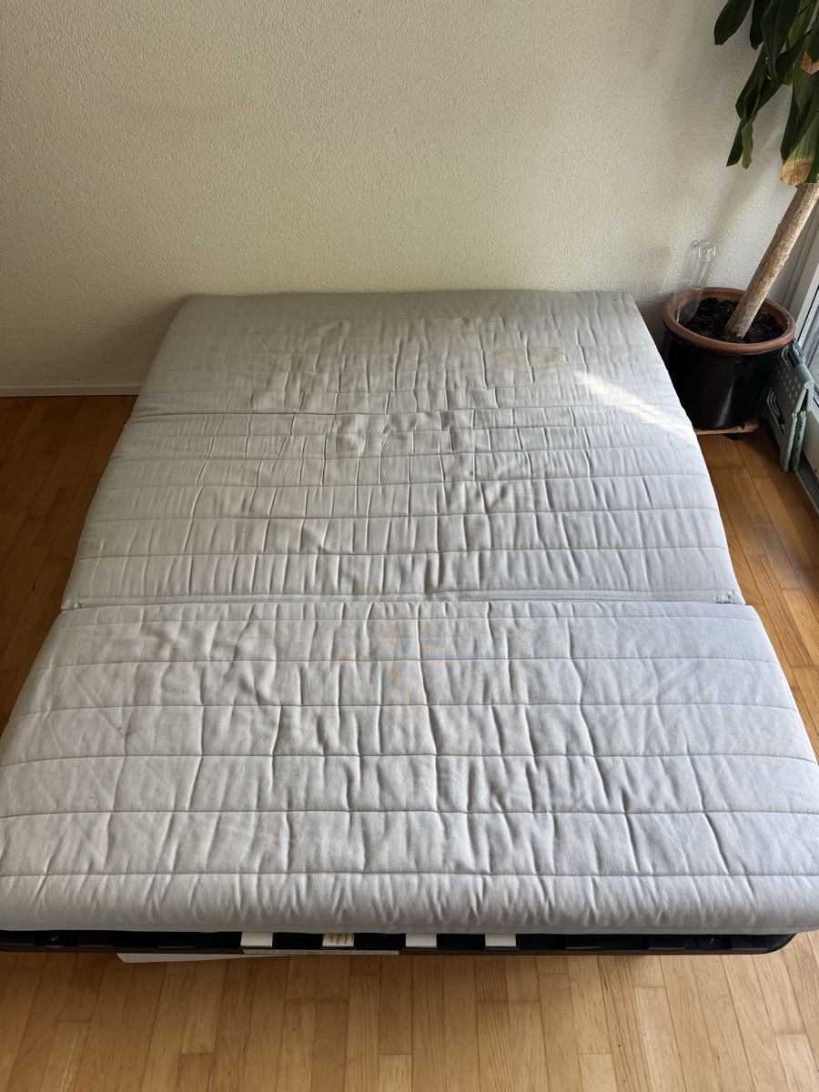 Sofas: IKEA Schlafsofa mit Bezug gemustert – Gebraucht aus Binningen von lar_7rf7 3