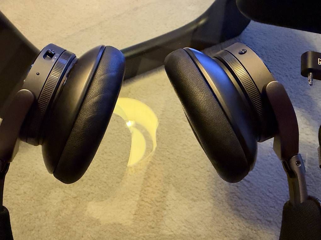 Cuffie: B&O H95 schwarz – Usato da Schwarzenburg venduto da HalloHallo25 2
