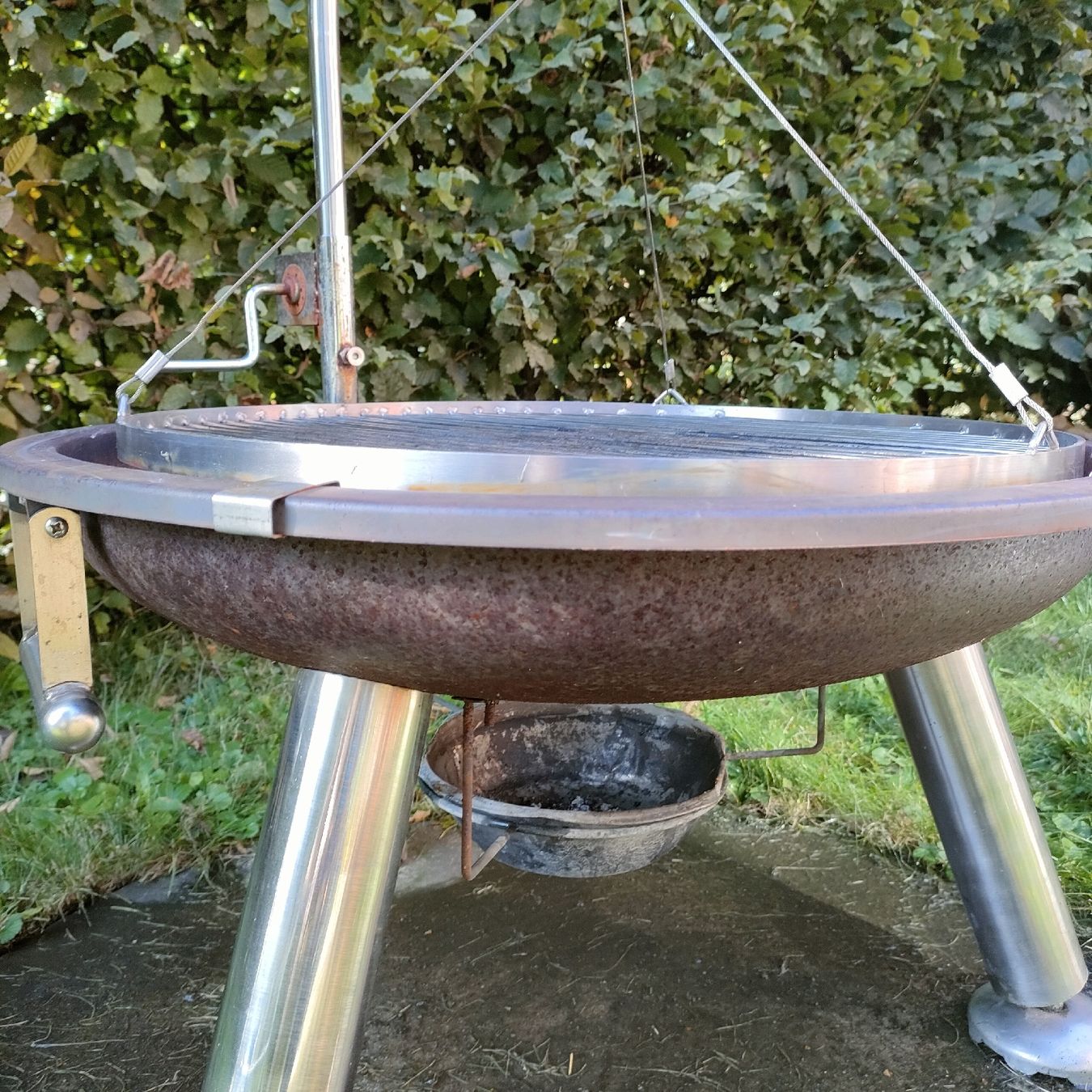 Feuerschale: Schwenkgrill mit Feuerschale  – Gebraucht aus Speicher von Indigoblau_3 1