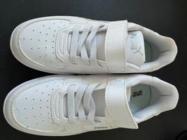 Puma enfant, taille 35, blanches, comme neuves!