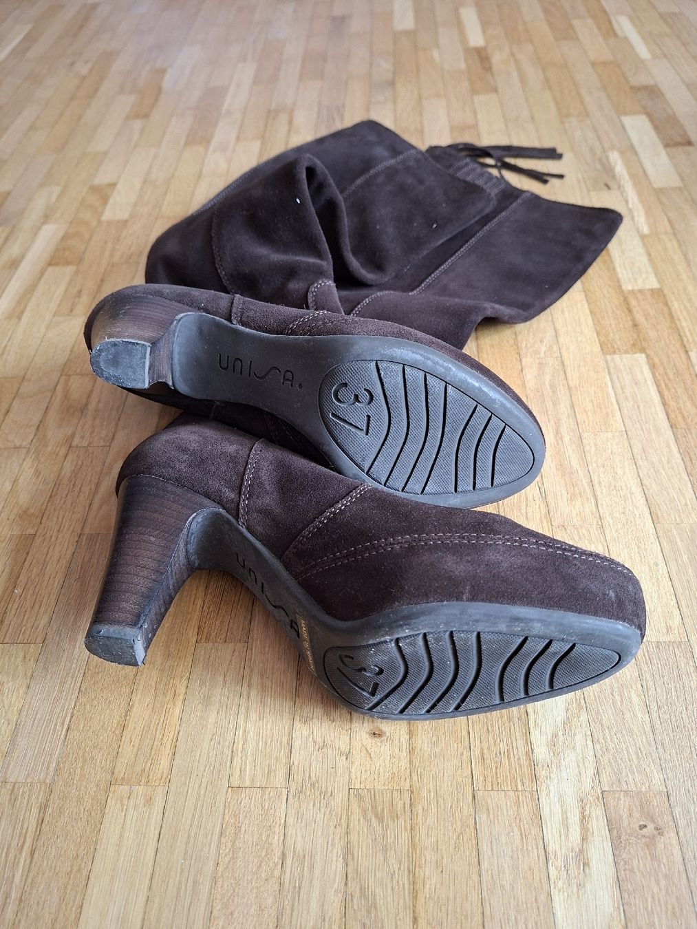 Unisa Damenschuhe: Unisa Wildleder Boots – Gebraucht aus Adliswil von ani_l7ql 3