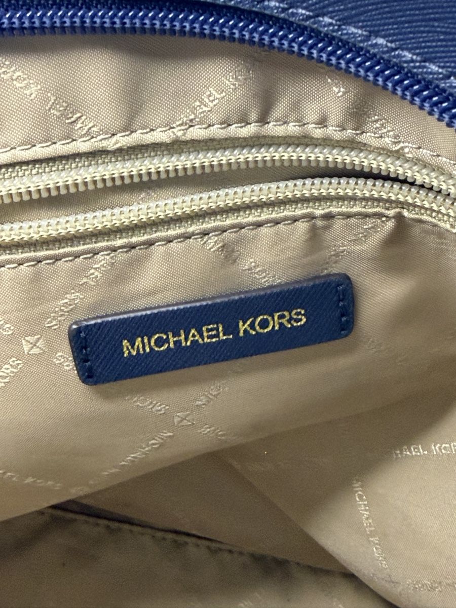 Michael Kors Borse da donna: Original Michael Kors Handtasche  – Usato da Vionnaz venduto da b_f_d_r_g 5