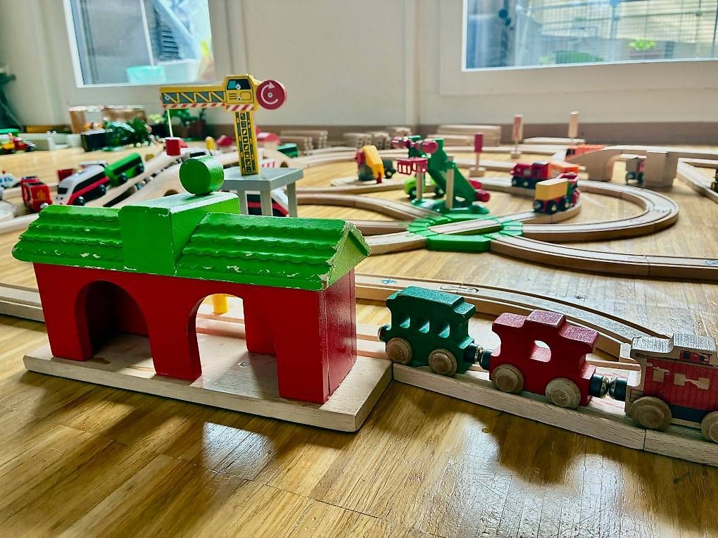 Giocattoli: Train en bois (marques differentes) – Usato da Geneva venduto da mar_lmq2 4