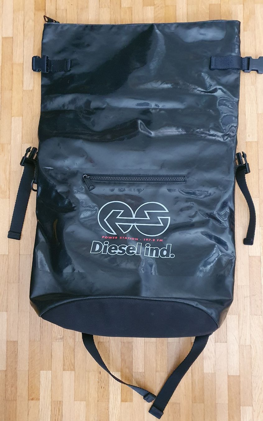 Diesel Zaini: Diesel Ind. Rollbag/Rucksack – Usato da Nänikon venduto da Helvetia69 1