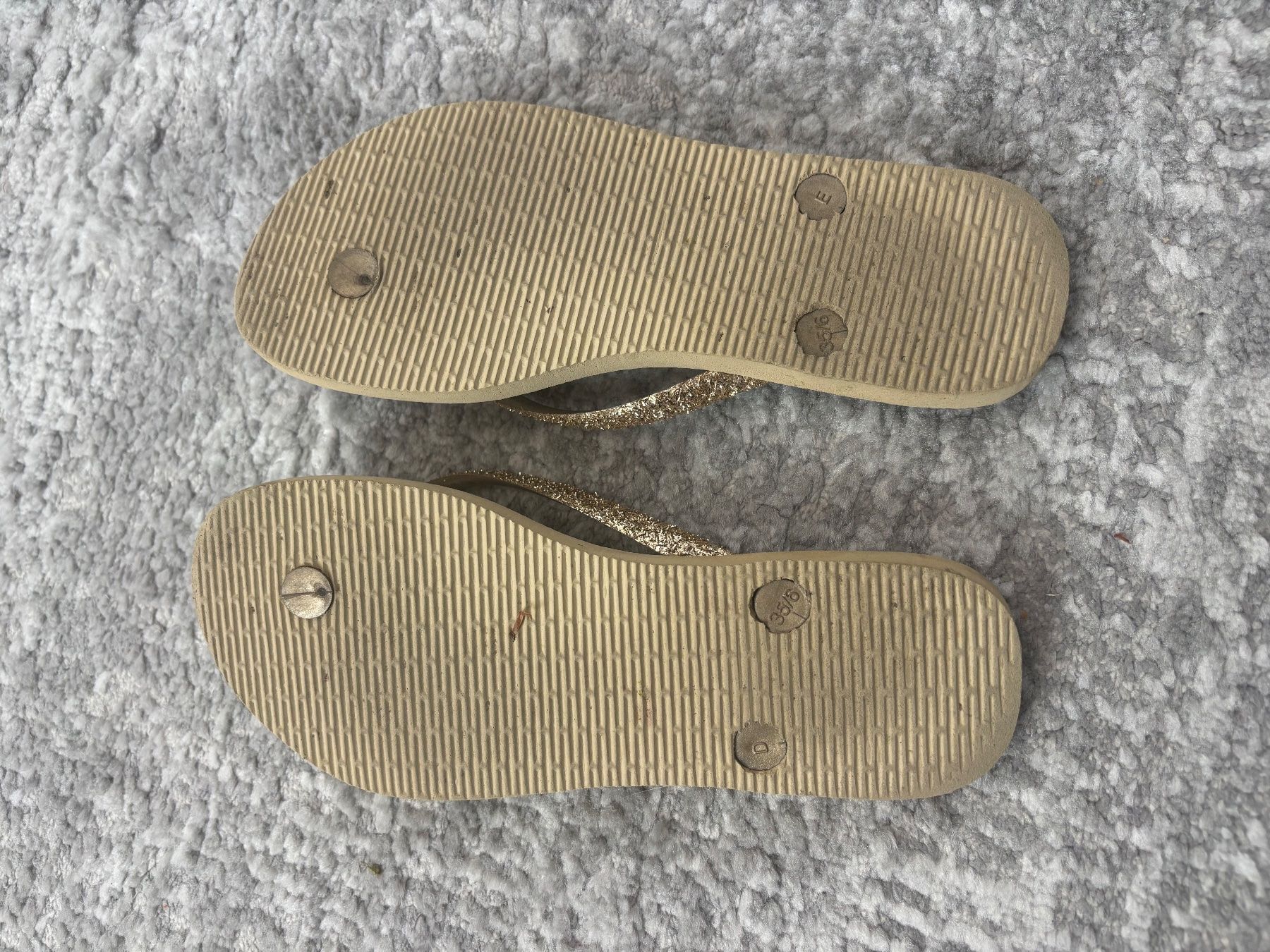 Havaianas Scarpe da uomo: Havaianas Flipflops 35/36 – Usato da Klingnau venduto da Tiara2023 2