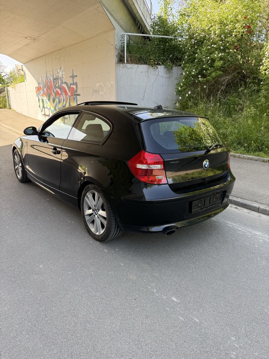 BMW Automobili: BMW 123d, 2.0 BiTurbo M-Paket – Usato da Tägerwilen venduto da Graw95 3