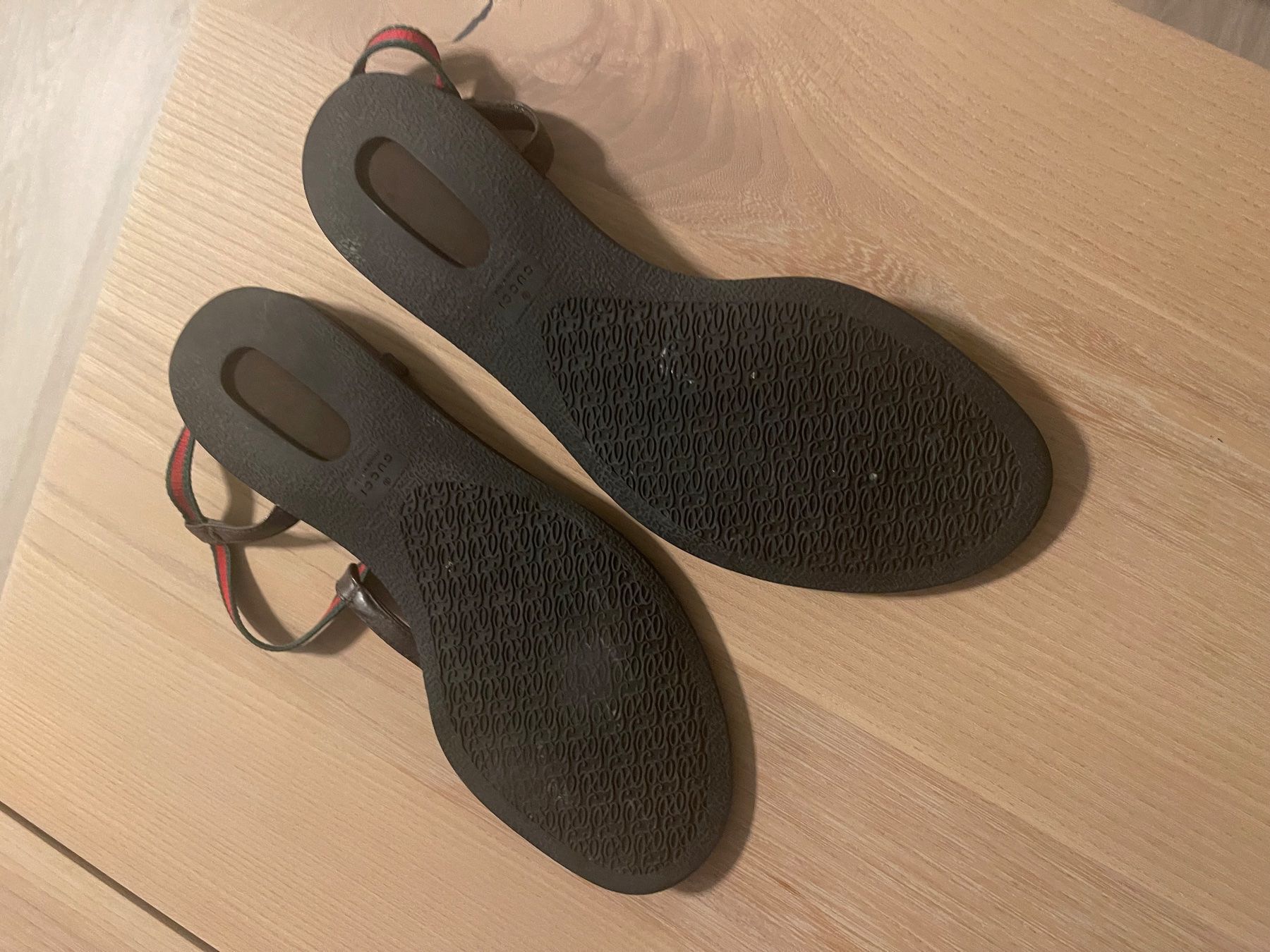 Gucci Scarpe da donna: Gucci Sandalen – Usato da zürich venduto da dalia06 4