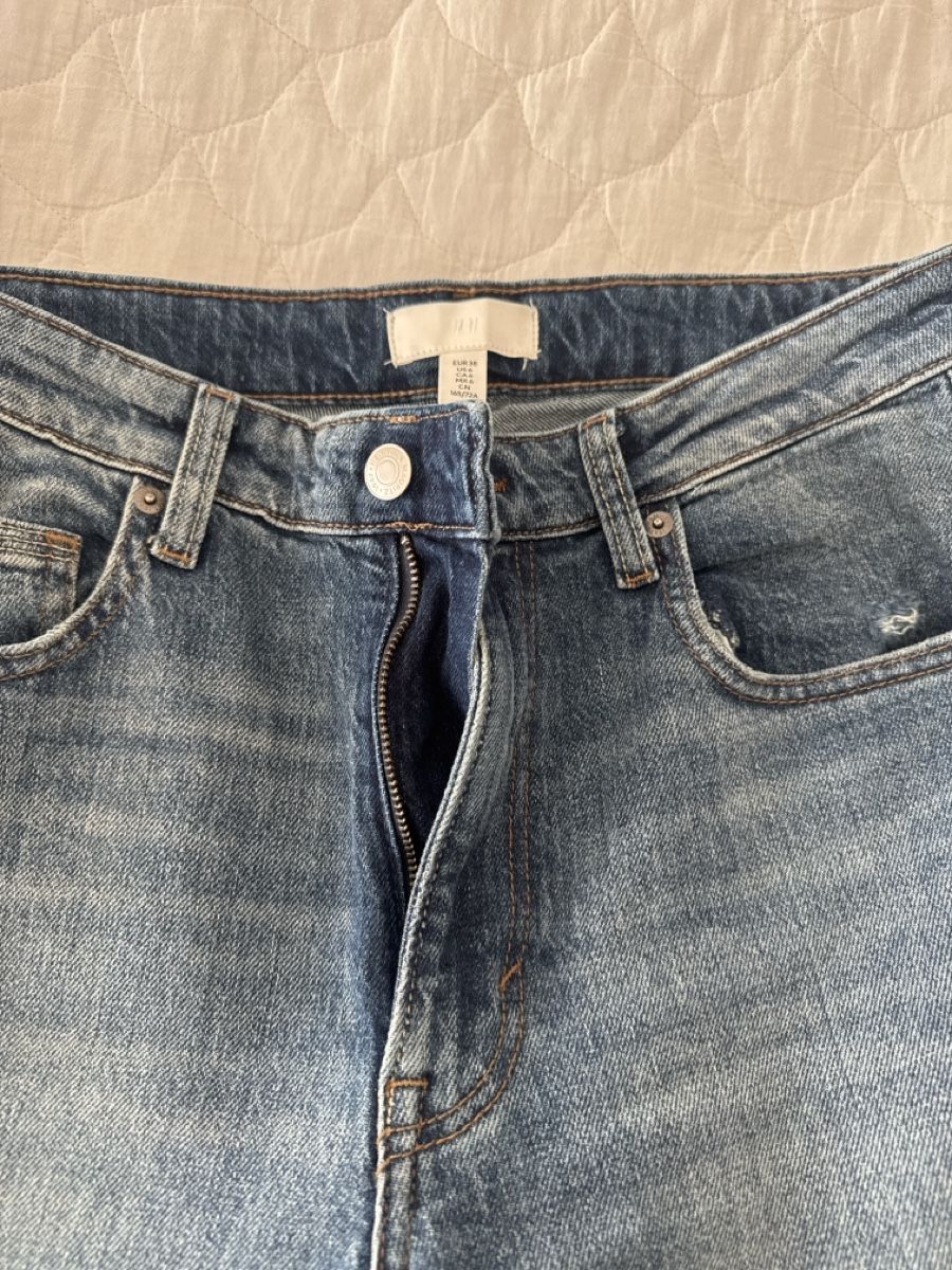 H&M Jeans: Superbe jean bootcut H&M, T38 – Usato da Genève venduto da Cicin 1