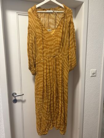 Essentiel Antwerp Sommerkleid Gr. M, Zebra Muster Senfgelb
