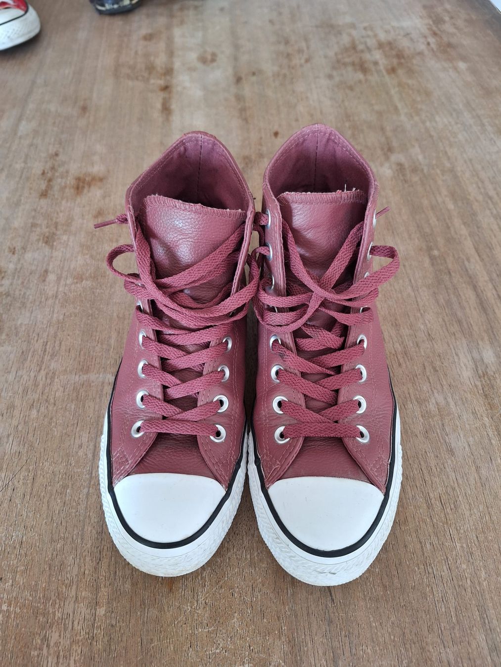 Converse Scarpe da uomo: Converse 39.5, leder, helles bordeaux rot – Usato da Oberburg venduto da Stef31285