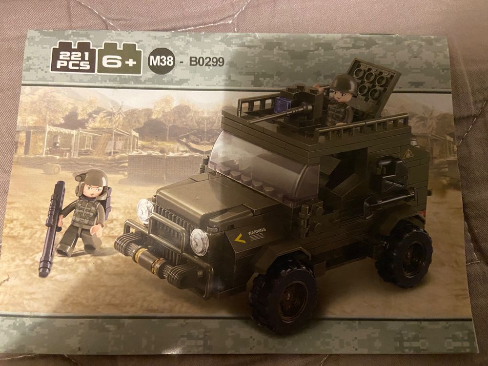 Jeux de construction: B0299 - Baukasten - Armee - Geländewagen – D'occasion à Wallisellen par Irantzu 1