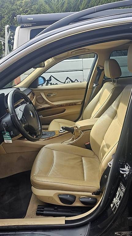 Automobili: BMW 330xi Touring – Usato da Vich venduto da adi.nirvana 4