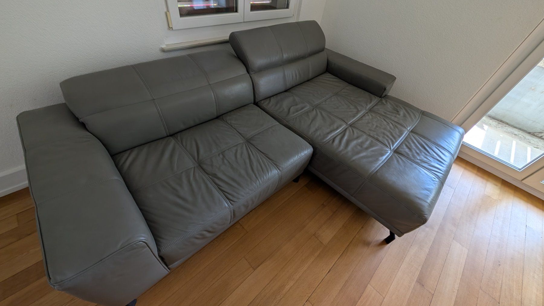 Sofas: Leder Polstergruppe Eck-Sofa – Gebraucht aus Thun von blaukanal 2