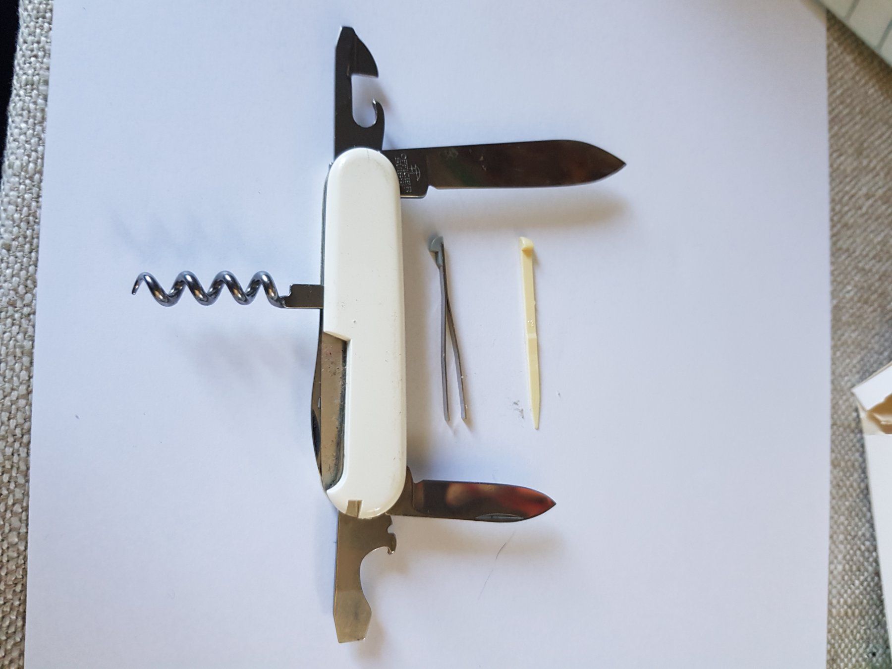 Victorinox Couteaux de poche: Couteau de poche – Neuf (Voir description) à Lausanne 26 par Saturnin65 1