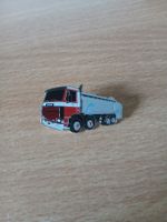 Pin's Scania 113M 380CV Transport du lait 1992 Swiss Made
