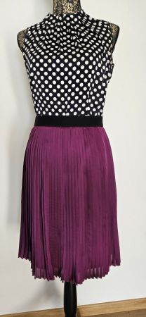 Soldes de printemps - ✨Jupe plissée bordeaux -  S✨