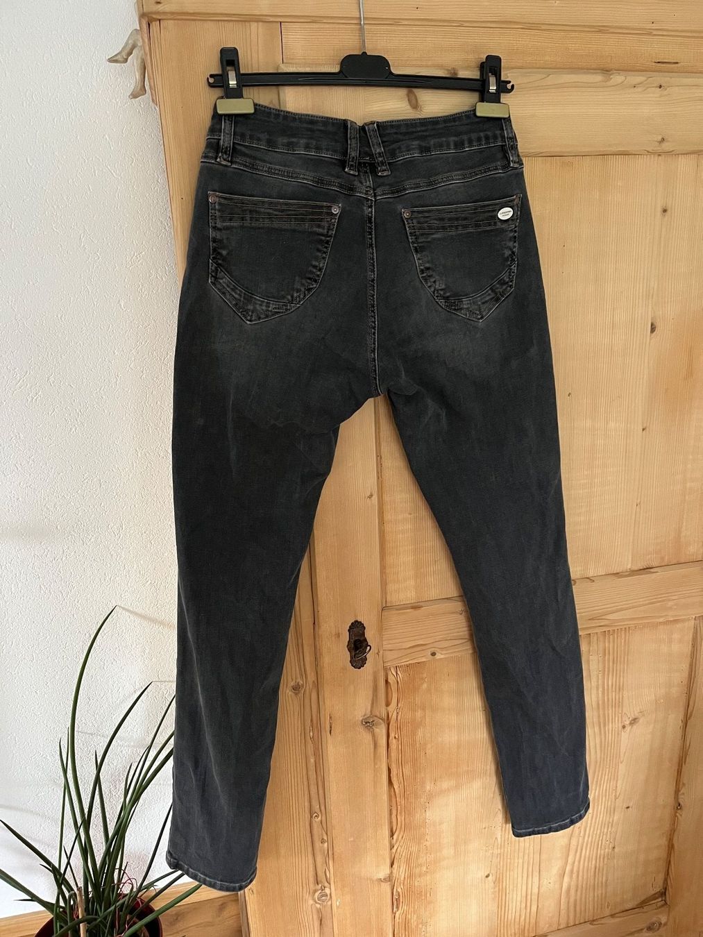 Jeans: Jeans „Glücksstern“ – Usato da Montlingen venduto da Giardini13 1