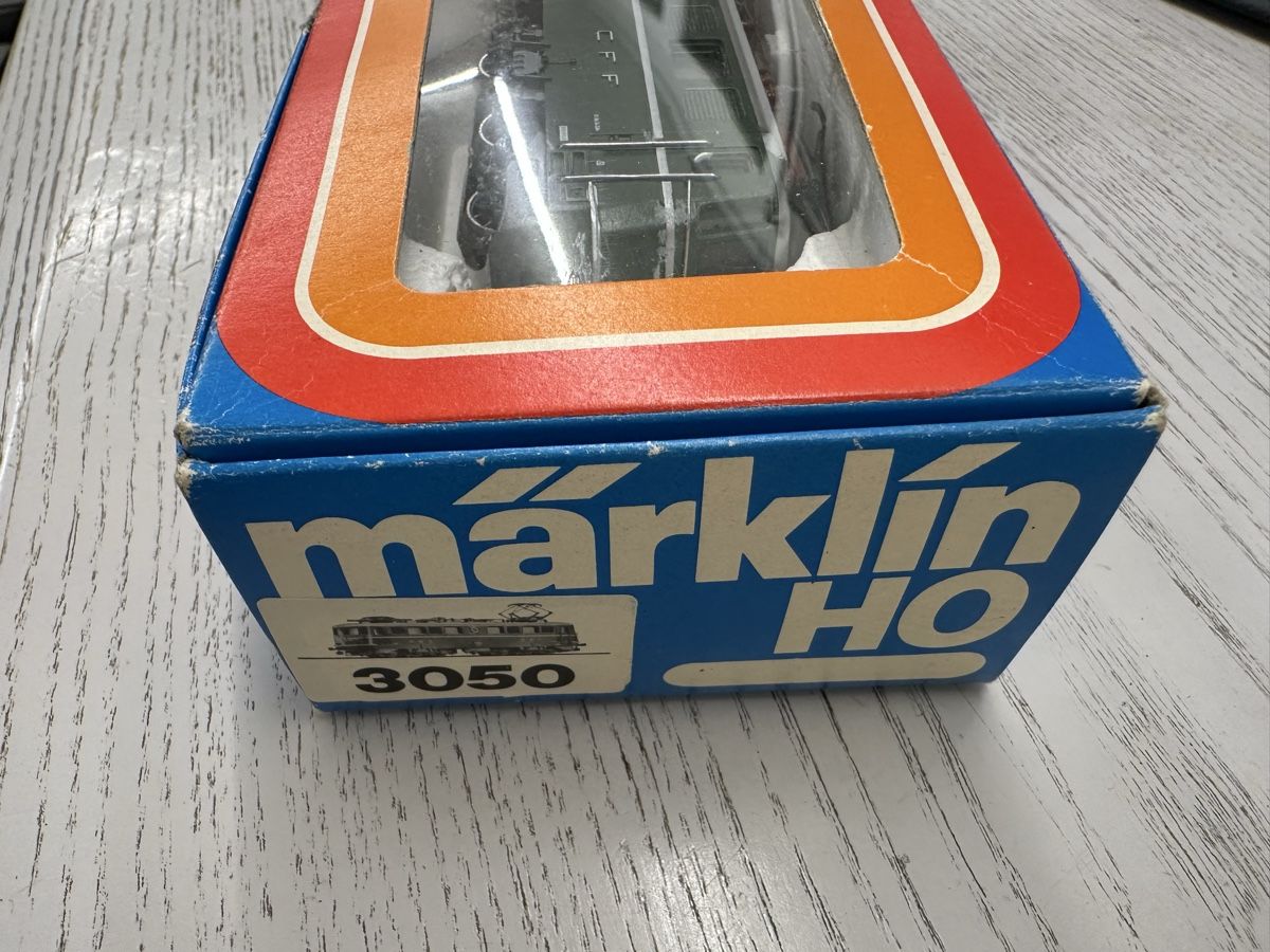 Märklin Modellini di ferrovie: Märklin 3050 SBB Ae 6/6 – Usato da Lupsingen venduto da New-Haven 8