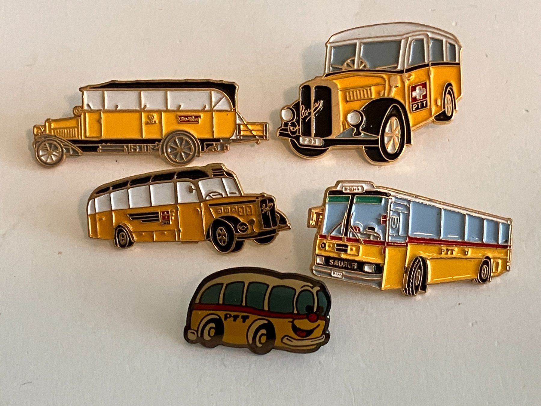 Placchette & Badge: 5 Pin PTT Postauto – Usato da Basel venduto da djwwpp