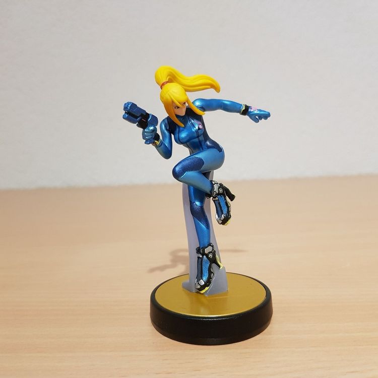 amiibo Samus Aran Zero Suit Samus & Kirby auf Stern Kaufen auf Ricardo