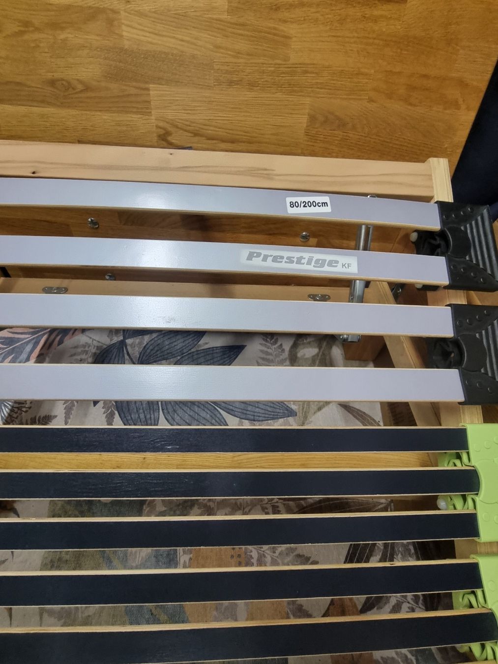 Letti: Bettgestell aus massivem Eichenholz mit Lattenrost,160x200cm – Usato da Walenstadtberg venduto da NC_IDEENwerkstatt 5