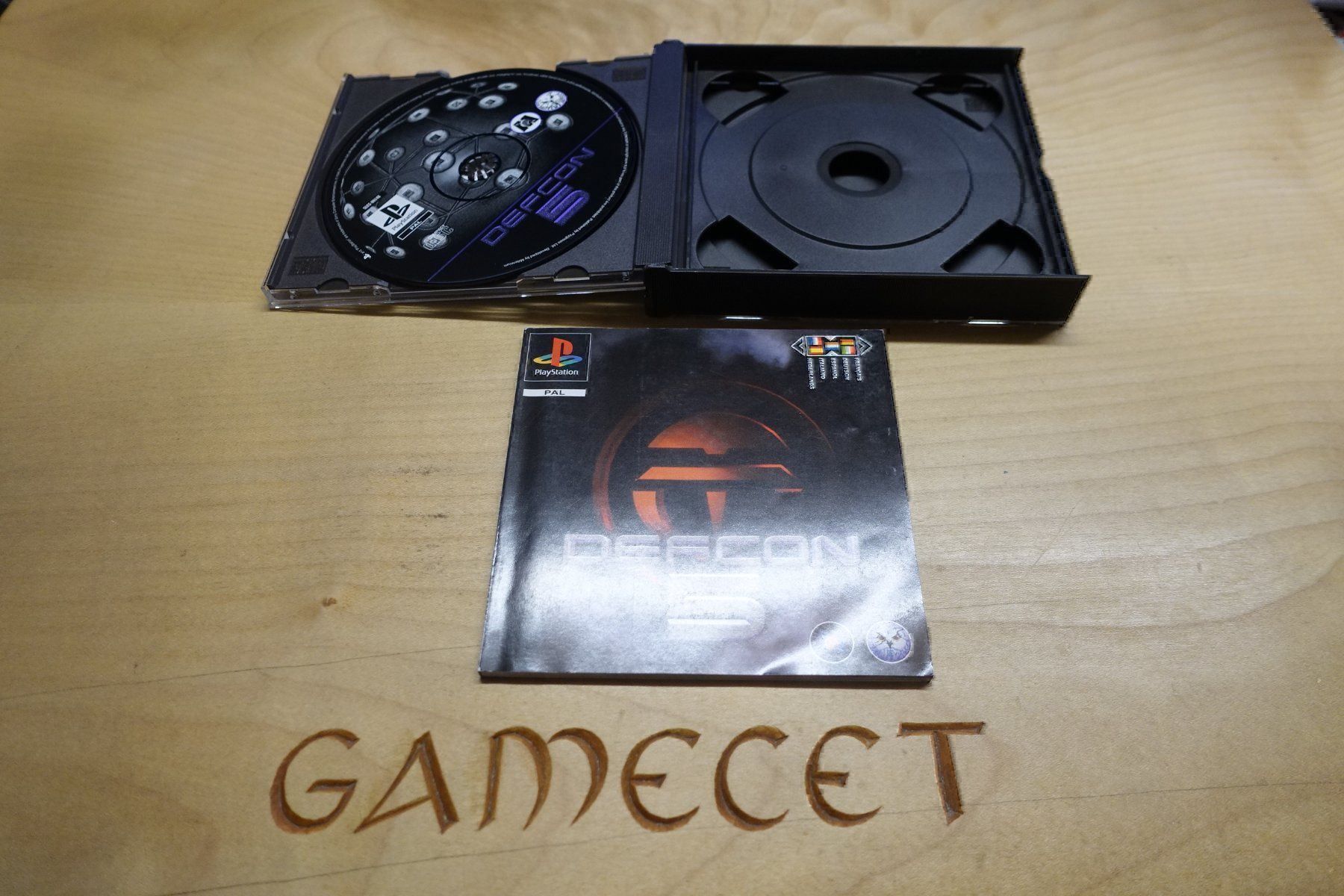 Jeux: DefCon 5 – D'occasion à Steinach par Gamecet 3